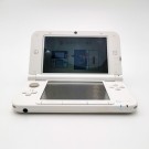 ﻿Nintendo 3DS komplett i eske japansk utgave thumbnail